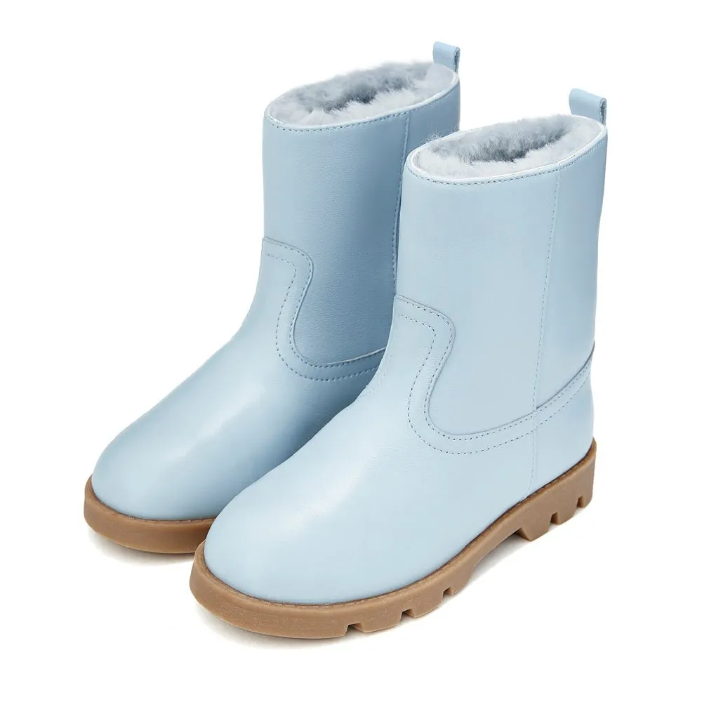 Carine Blue