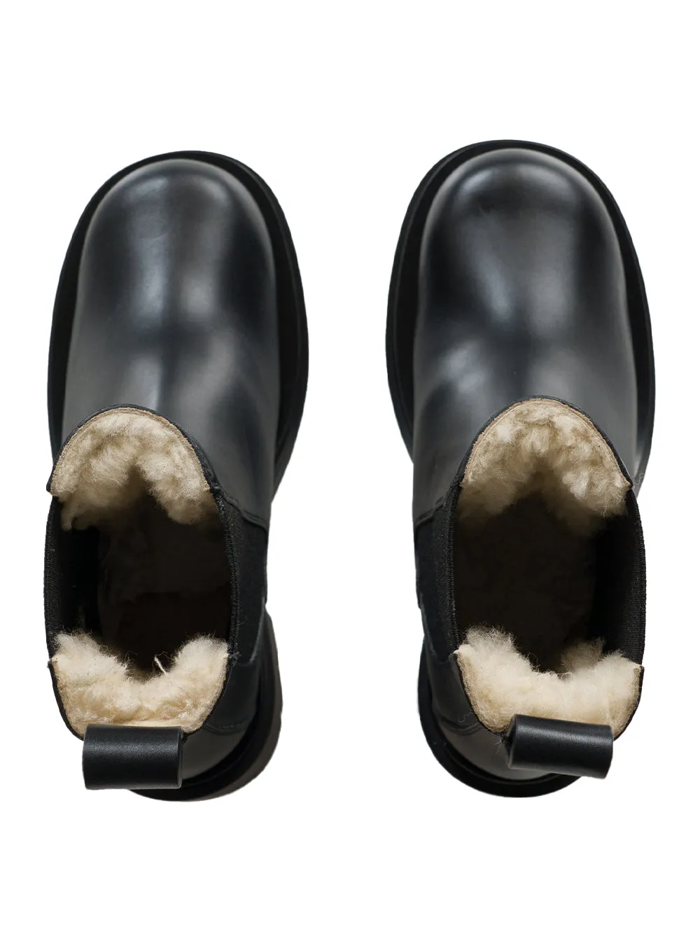 Lug boots