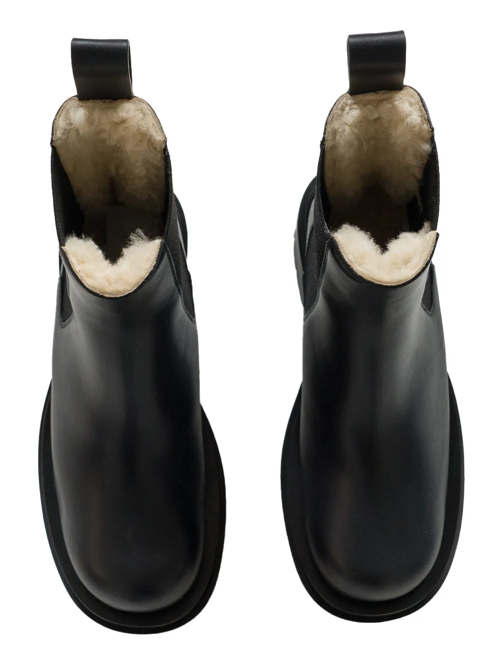 Lug boots