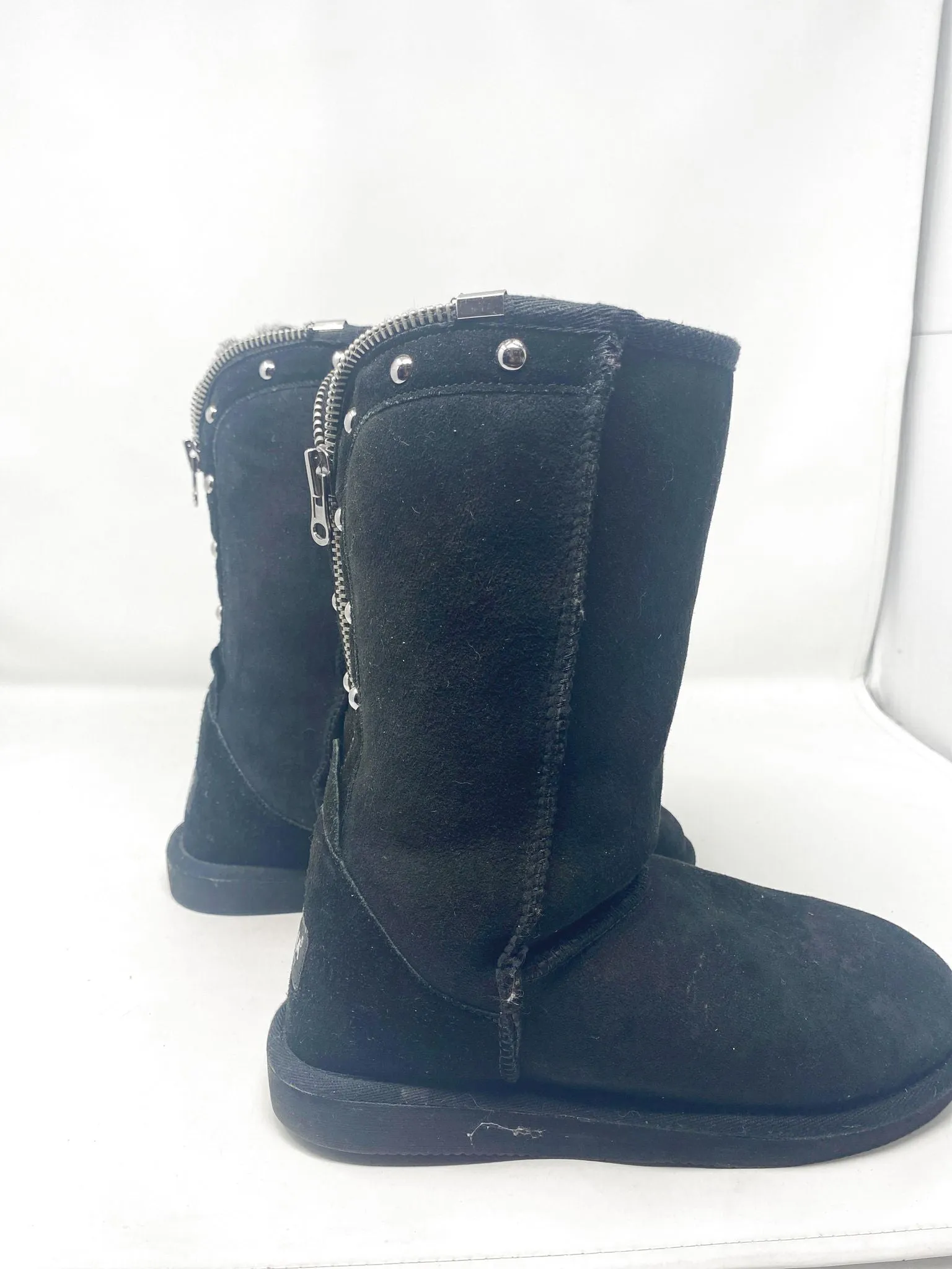 Pegia 40 Black Sheapskiin Suede Boots Studs 2870-139-11121