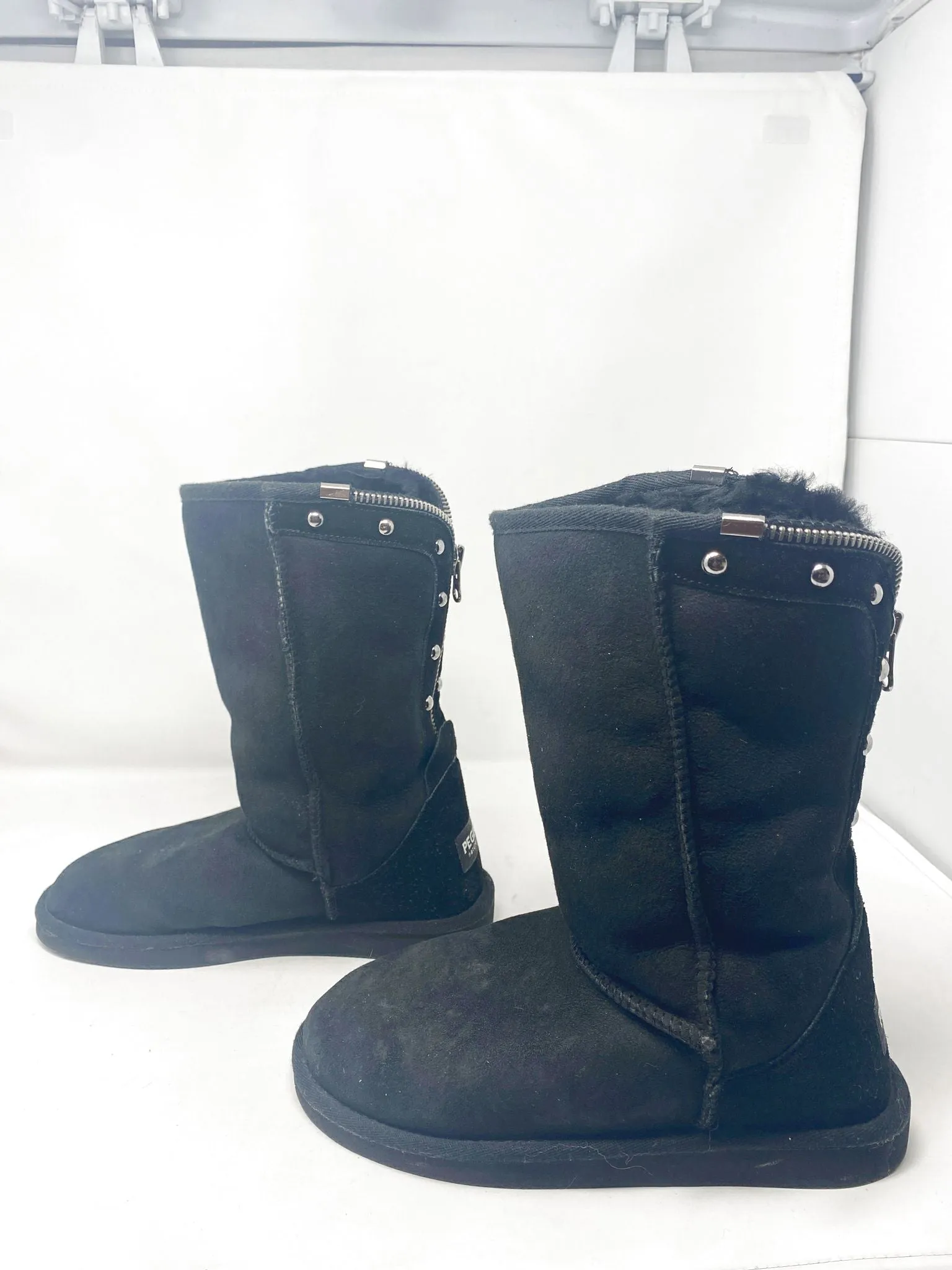 Pegia 40 Black Sheapskiin Suede Boots Studs 2870-139-11121
