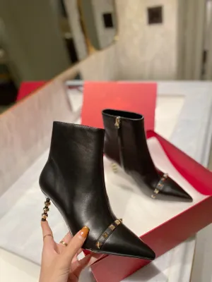 SE681  Size 5-8  Heels:7cm Material: Cowhide  Lining: Sheep skin Sole: Italian leather
