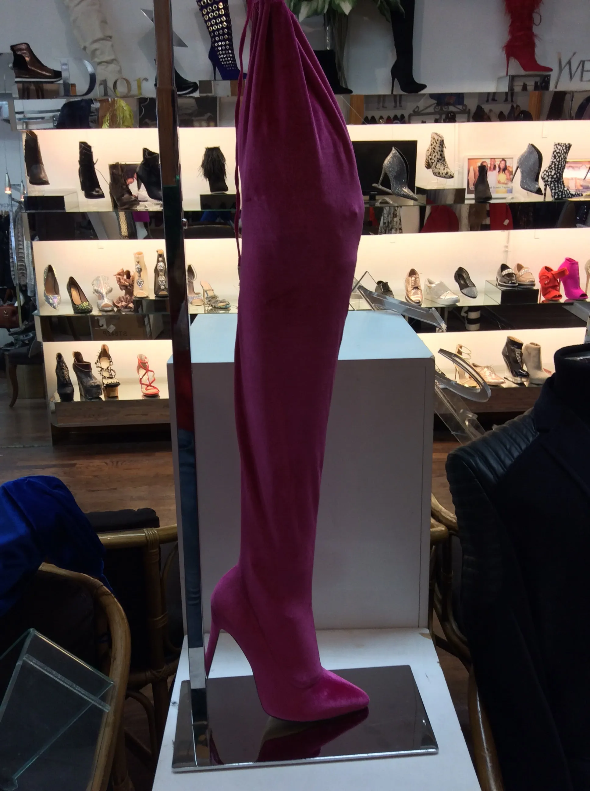 Stretch fit all legs Gisele thigh high boot